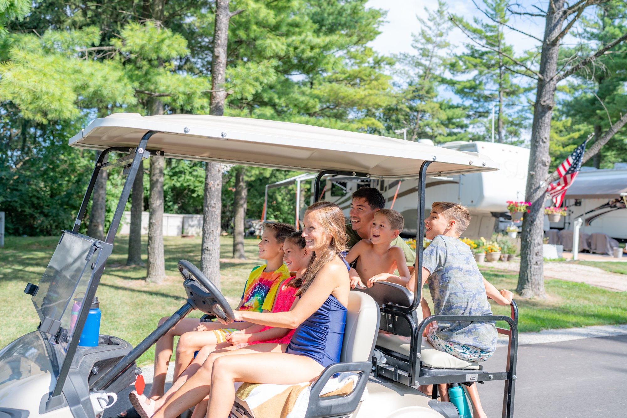 jp-jellystone-park-caledonia-2022-lifestyle-photoshoot-1546